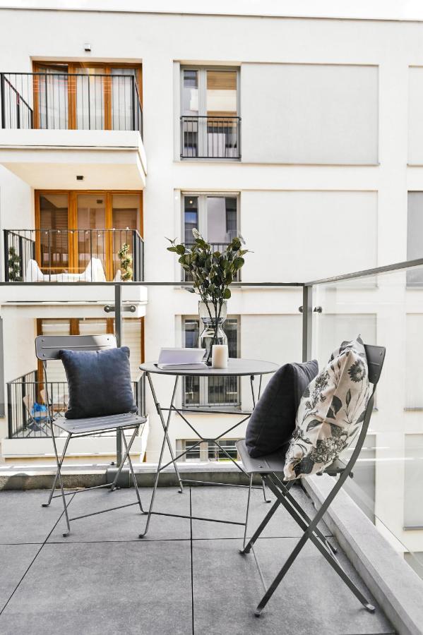 Main Station Art Apartment Красков Екстериор снимка