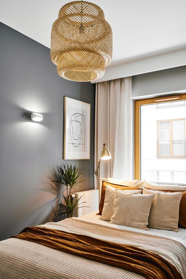 Main Station Art Apartment Красков Екстериор снимка